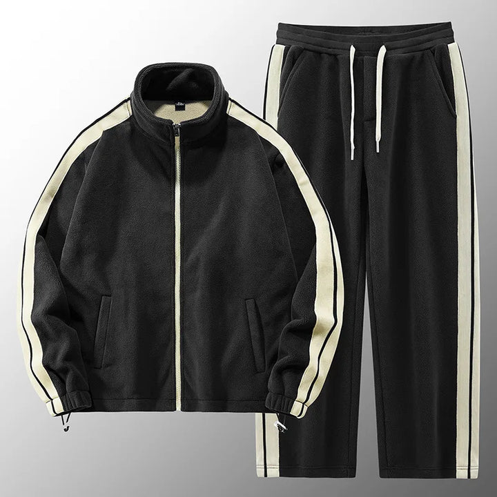 Plush Stride Fleece Set